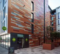 hub by Premier Inn Edinburgh Royal Mile Exterior