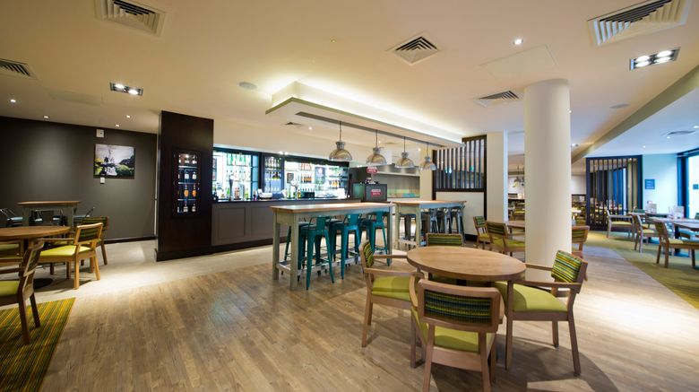 <b>Premier Inn Edinburgh Royal Mile Lobby</b>. Images powered by <a href="https://www.leonardoworldwide.com/" title="Leonardo Worldwide" target="_blank">Leonardo</a>.
