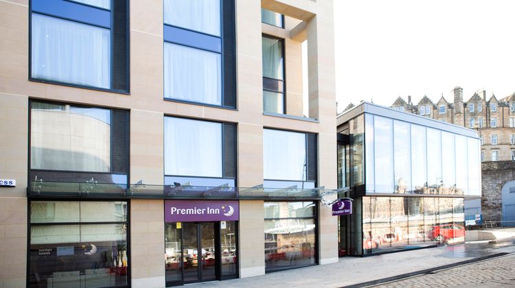 Premier Inn Edinburgh Royal Mile Exterior