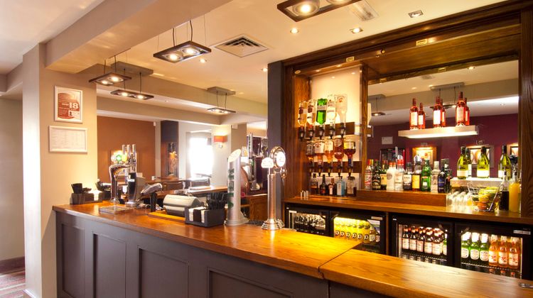 Premier Inn Exeter Central (St David's) Lobby