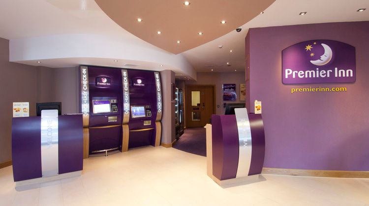 Premier Inn Exeter Central (St David's) Lobby