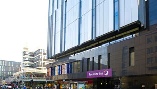 Premier Inn City Center (Buchanan)