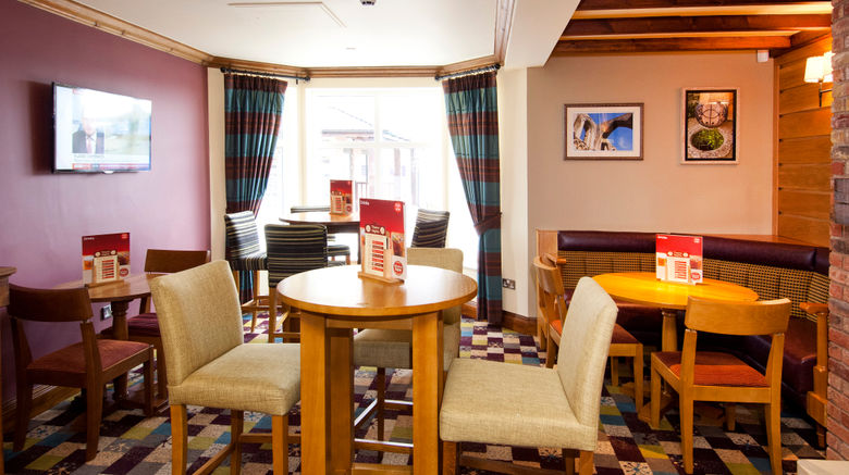 <b>Premier Inn Glastonbury Lobby</b>. Images powered by <a href="https://www.leonardoworldwide.com/" title="Leonardo Worldwide" target="_blank">Leonardo</a>.