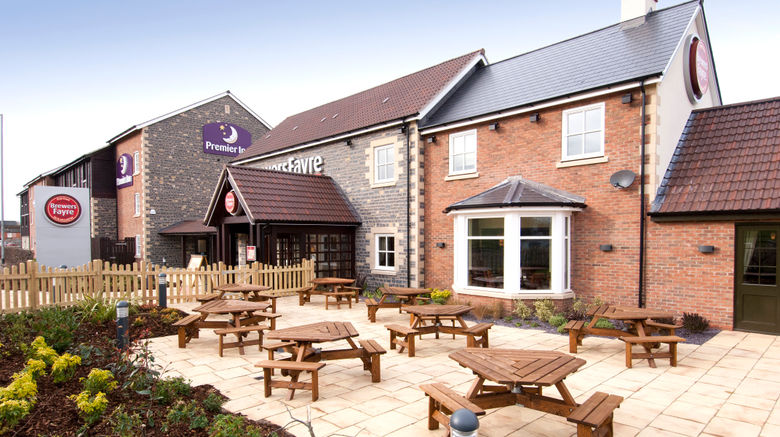 <b>Premier Inn Glastonbury Exterior</b>. Images powered by <a href="https://www.leonardoworldwide.com/" title="Leonardo Worldwide" target="_blank">Leonardo</a>.