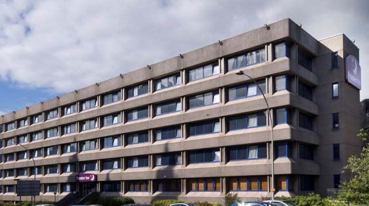 Premier Inn Aberdeen City Centre Exterior