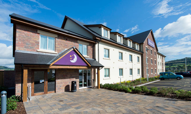 Premier Inn Abergavenny Hotel Exterior