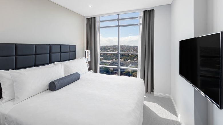 <b>Meriton Serviced Apartments North Sydney Suite</b>. Images powered by <a href="https://www.leonardoworldwide.com/" title="Leonardo Worldwide" target="_blank">Leonardo</a>.