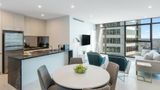 Meriton Suites Sussex Street, Sydney Suite