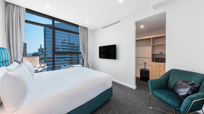 <b>Meriton Suites Sussex Street, Sydney Suite</b>. Images powered by <a href="https://www.leonardoworldwide.com/" title="Leonardo Worldwide" target="_blank">Leonardo</a>.