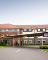 Premier Inn London Heathrow A. (M4, J4)