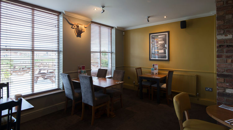Premier Inn Hull North Lobby