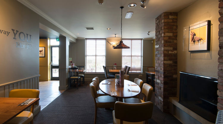 Premier Inn Hull North Lobby