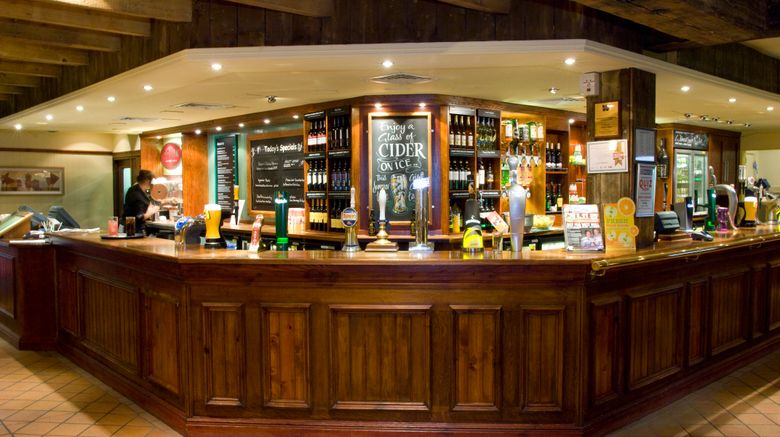 <b>Premier Inn Hull West Lobby</b>. Images powered by <a href="https://www.leonardoworldwide.com/" title="Leonardo Worldwide" target="_blank">Leonardo</a>.