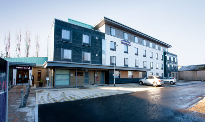 Premier Inn Inverness West Exterior