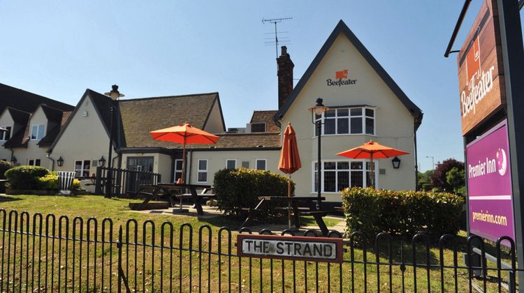 Premier Inn Ipswich South Exterior