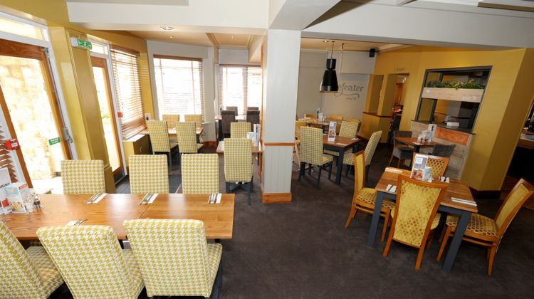 Premier Inn Lincoln (Canwick) Lobby