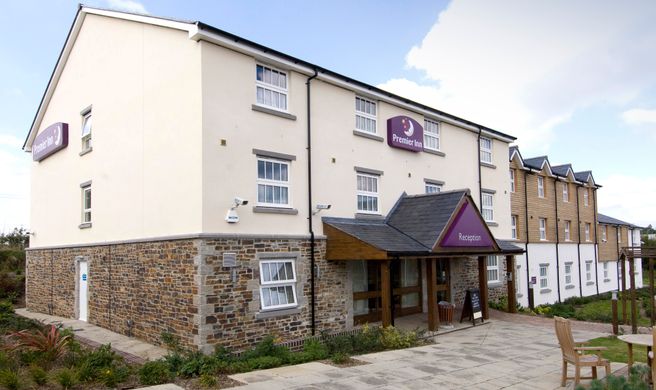 Premier Inn Liskeard Exterior