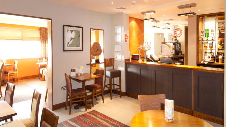 <b>Premier Inn Liverpool JohnLennon Airport Lobby</b>. Images powered by <a href="https://www.leonardoworldwide.com/" title="Leonardo Worldwide" target="_blank">Leonardo</a>.