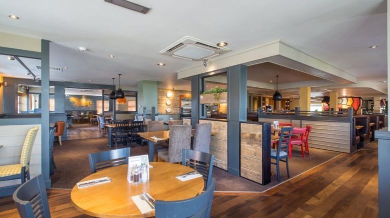 <b>Premier Inn Llanelli Central East Lobby</b>. Images powered by <a href="https://www.leonardoworldwide.com/" title="Leonardo Worldwide" target="_blank">Leonardo</a>.