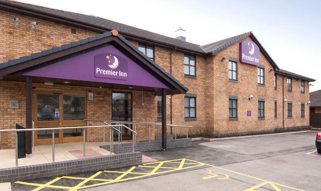 Premier Inn Llanelli Central West Exterior
