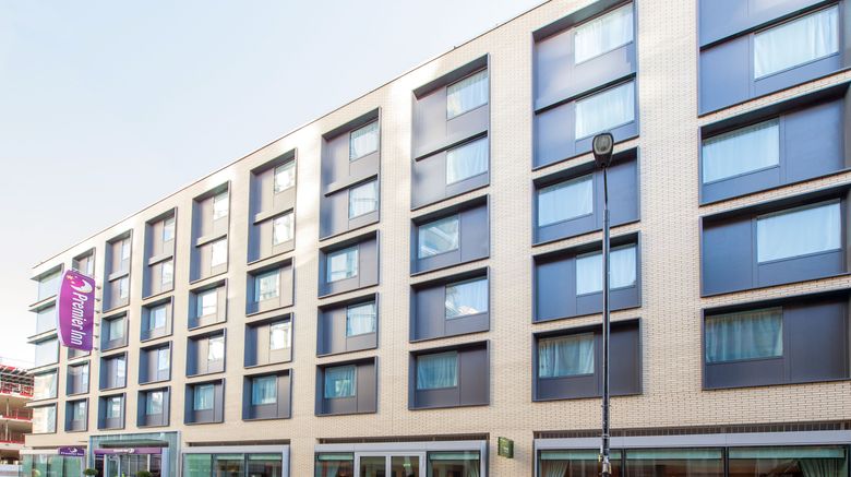 <b>Premier Inn London City Aldgate Exterior</b>. Images powered by <a href="https://www.leonardoworldwide.com/" title="Leonardo Worldwide" target="_blank">Leonardo</a>.