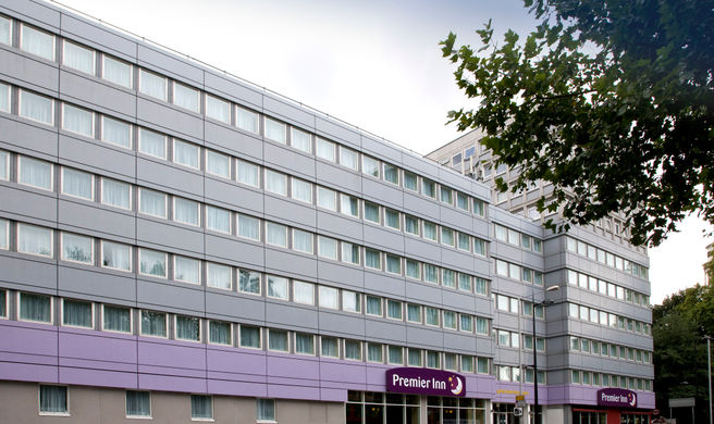 Premier Inn London Euston Exterior