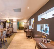 Premier Inn London Edmonton Lobby