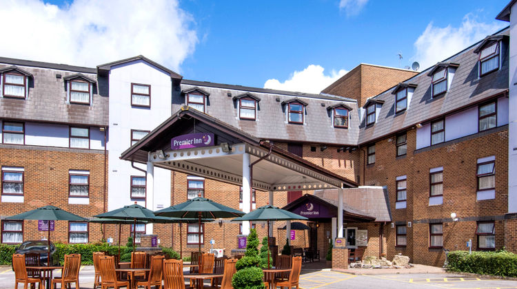 Premier Inn London Gatwick Airport (A23) Exterior