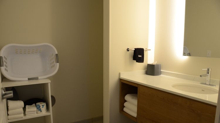 Staybridge Sts Nashville SE Murfreesboro Room