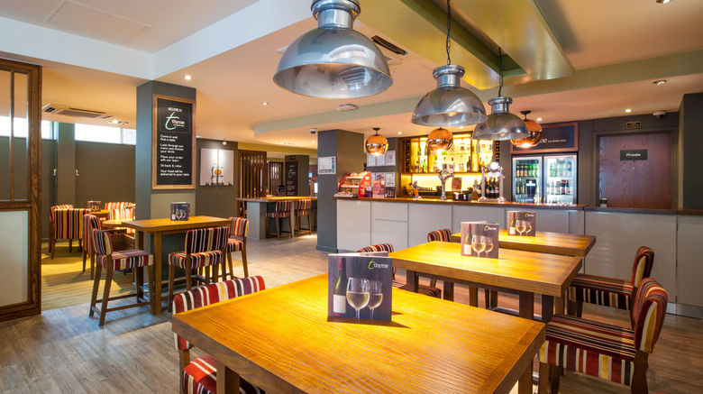 <b>Premier Inn London Hammersmith Lobby</b>. Images powered by <a href="https://www.leonardoworldwide.com/" title="Leonardo Worldwide" target="_blank">Leonardo</a>.