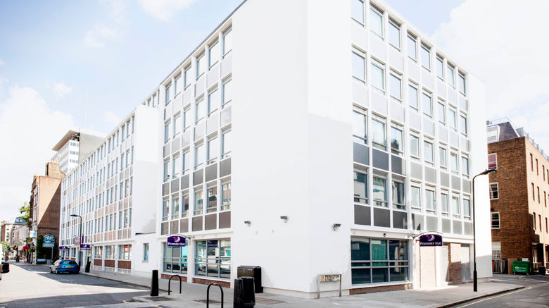 Premier Inn London Holborn Exterior. Images powered by <a href="https://www.leonardoworldwide.com" target="_blank" rel="noopener">Leonardo</a>.