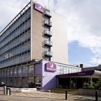 Premier Inn London Putney Bridge
