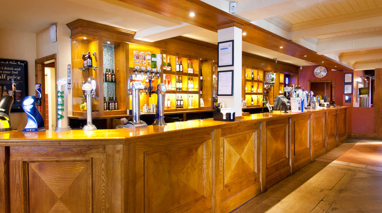 Premier Inn Poole Centre (Holes Bay) Lobby