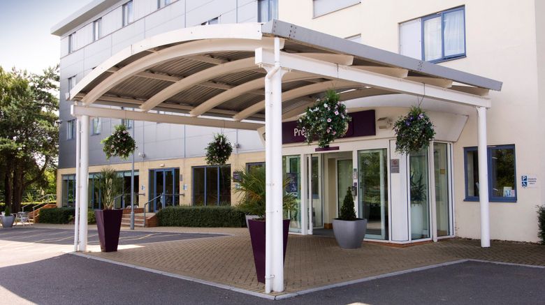 <b>Premier Inn Poole North Exterior</b>. Images powered by <a href="https://www.leonardoworldwide.com/" title="Leonardo Worldwide" target="_blank">Leonardo</a>.