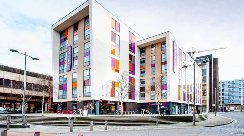 Premier Inn Portsmouth City Centre hotel Exterior. Images powered by <a href="https://www.leonardoworldwide.com" target="_blank" rel="noopener">Leonardo</a>.