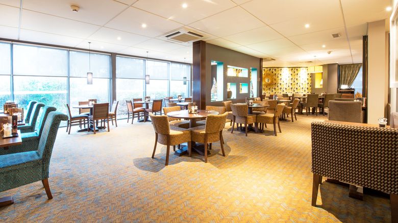 <b>Premier Inn Portsmouth (Port Solent) Lobby</b>. Images powered by <a href="https://www.leonardoworldwide.com/" title="Leonardo Worldwide" target="_blank">Leonardo</a>.
