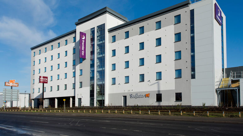 <b>Premier Inn Reading South Gateway Exterior</b>. Images powered by <a href="https://www.leonardoworldwide.com/" title="Leonardo Worldwide" target="_blank">Leonardo</a>.