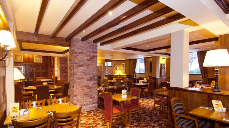 <b>Premier Inn Scarborough Lobby</b>. Images powered by <a href="https://www.leonardoworldwide.com/" title="Leonardo Worldwide" target="_blank">Leonardo</a>.