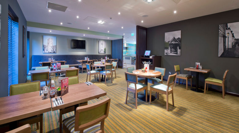 <b>Premier Inn Sevenoaks Lobby</b>. Images powered by <a href="https://www.leonardoworldwide.com/" title="Leonardo Worldwide" target="_blank">Leonardo</a>.