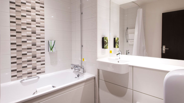 <b>Premier Inn Sevenoaks Room</b>. Images powered by <a href="https://www.leonardoworldwide.com/" title="Leonardo Worldwide" target="_blank">Leonardo</a>.