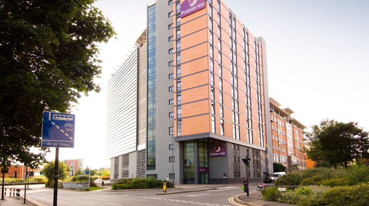 Premier Inn Sheffield St Marys Gate Exterior