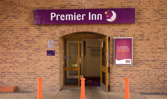 Premier Inn Sheffield-Barnsley Exterior