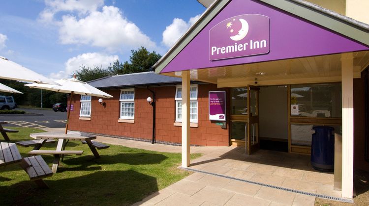 Premier Inn Shrewsbury (Harmers Hill) Exterior