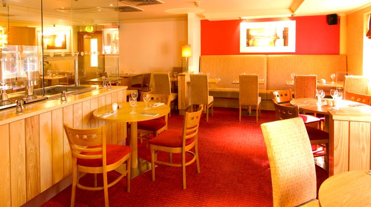 Premier Inn Slough Lobby