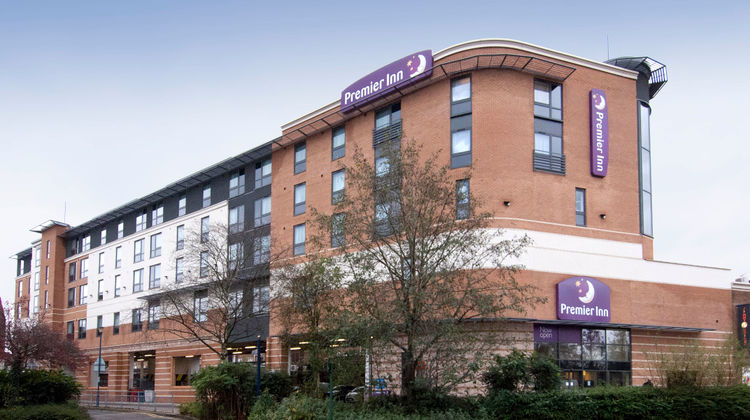 Premier Inn Solihull Town Centre Hotel Exterior