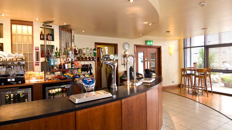 Premier Inn Southampton Airport Lobby