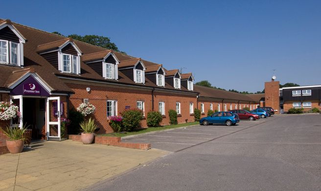 Premier Inn Southampton West Exterior