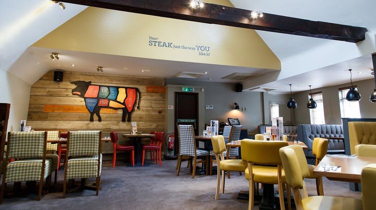 Premier Inn Stevenage North Lobby