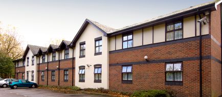 Premier Inn Stockport South Exterior