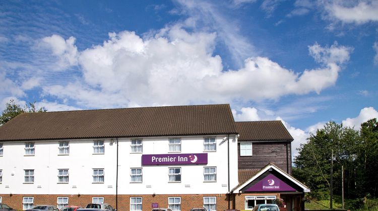 Premier Inn Stevenage North Exterior
